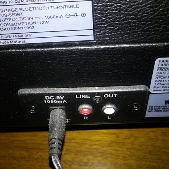 Black and Red Suitcase Record Player - Picture 5 of 5